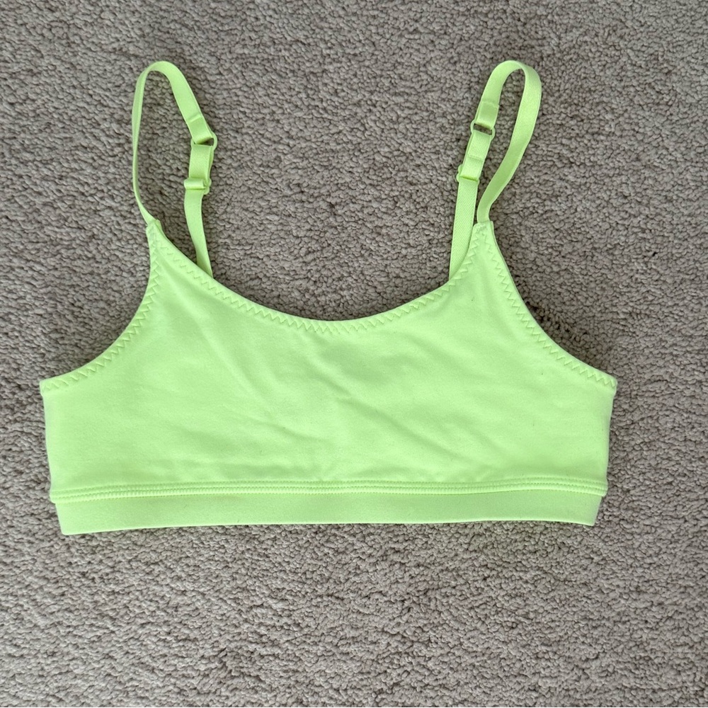 IVIVVA (LULULEMON) Lime Green Girls Bralette. Girls size 10